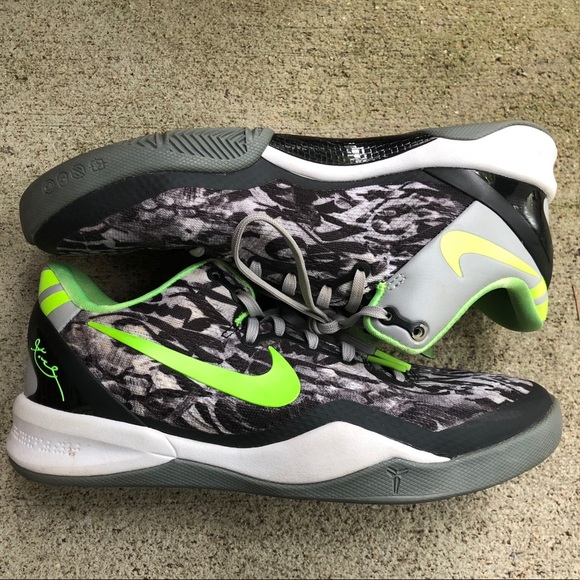 kobe graffiti shoes